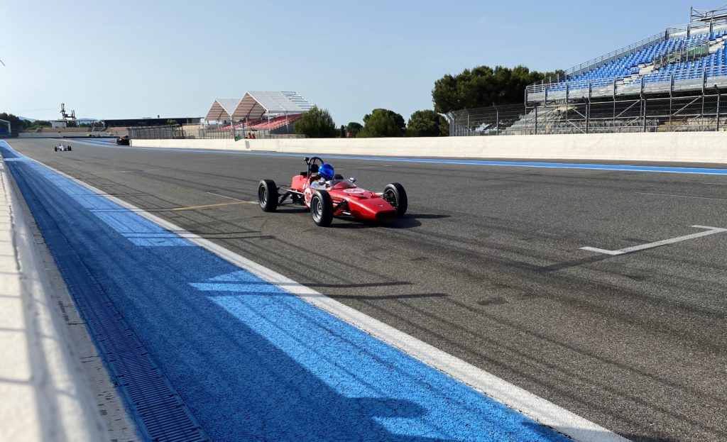 RETOUR SUR LA QUATRIÈME MANCHE AU GRAND PRIX DE FRANCE HISTORIQUE