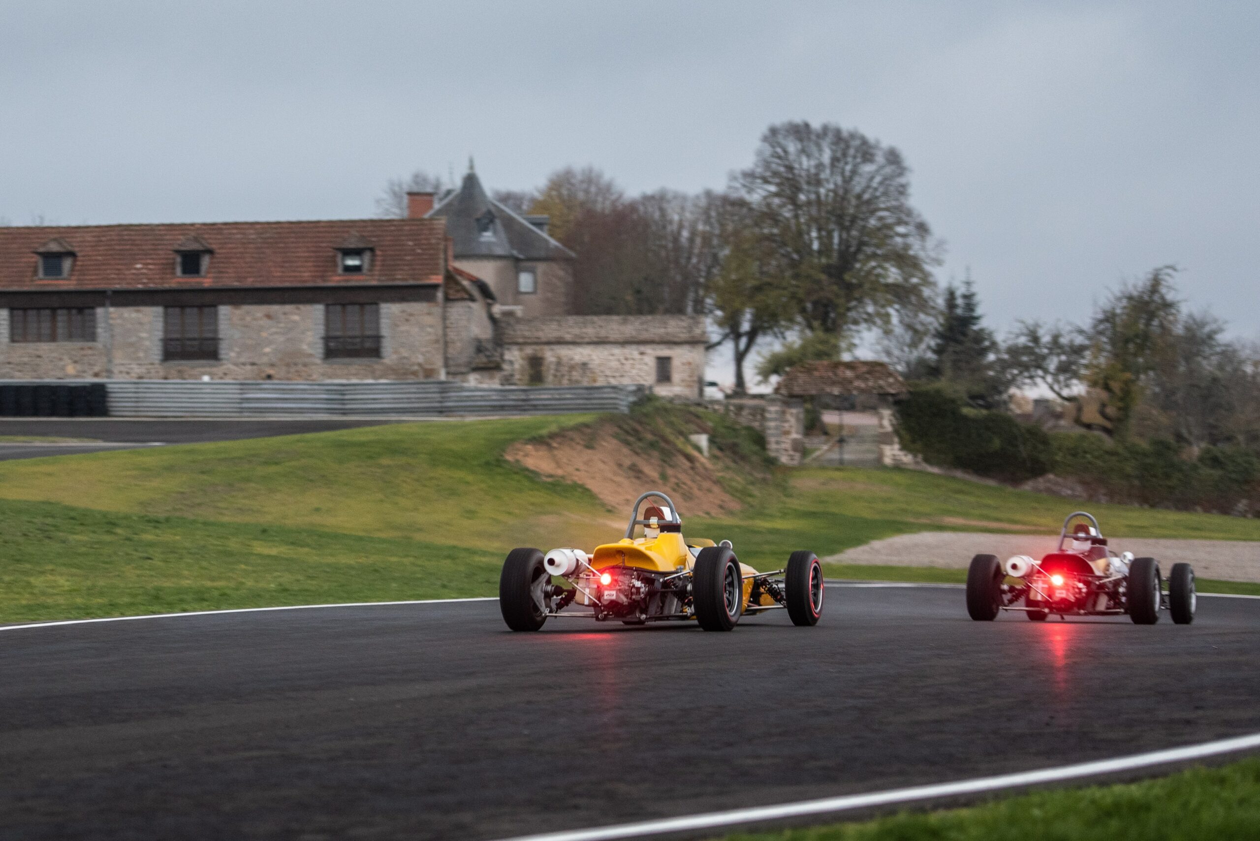 Course voiture circuit Mas du Clos