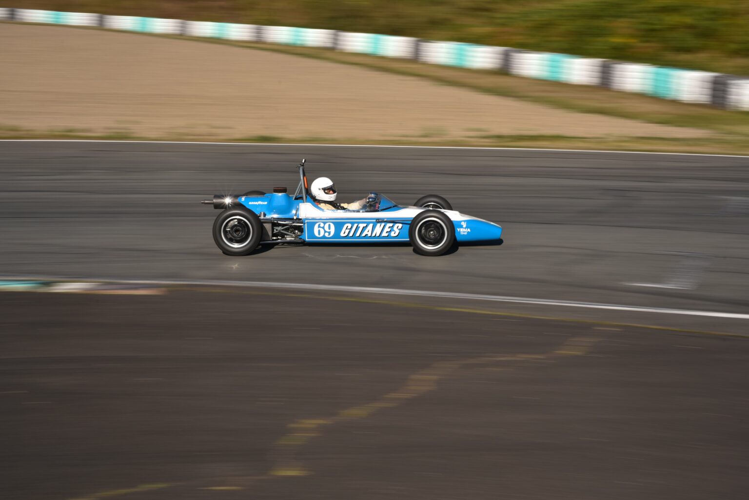 Classic Racing School's historic Formula Ford, racing experience, Crosslé 90F